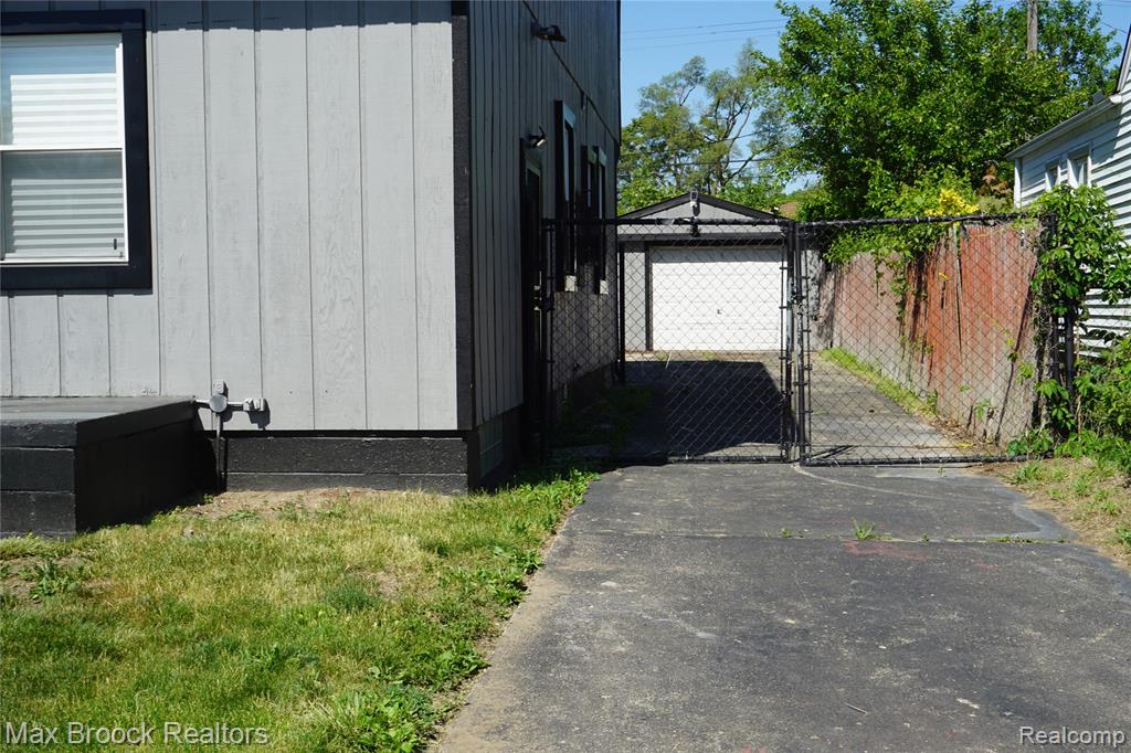 20009 Indiana Street Detroit, MI 48221 - Photo 24 of 25