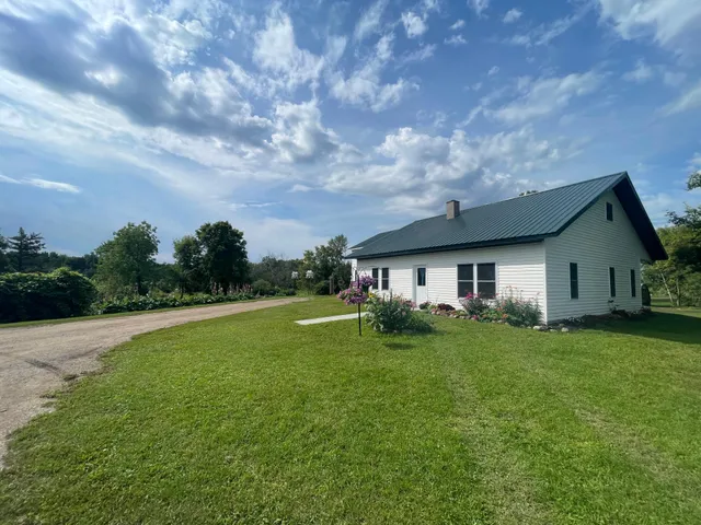 $385,000 | 49404 109th Avenue, Gonvick, MN 56644