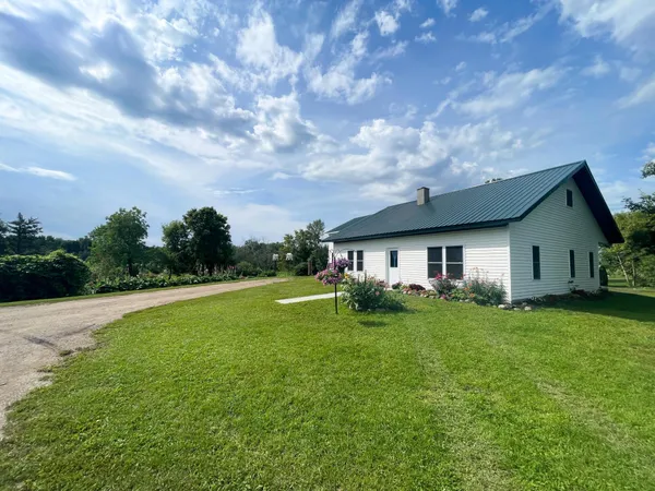 $385,000 | 49404 109th Avenue, Gonvick, MN 56644