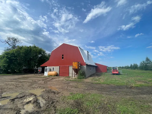 $385,000 | 49404 109th Avenue, Gonvick, MN 56644