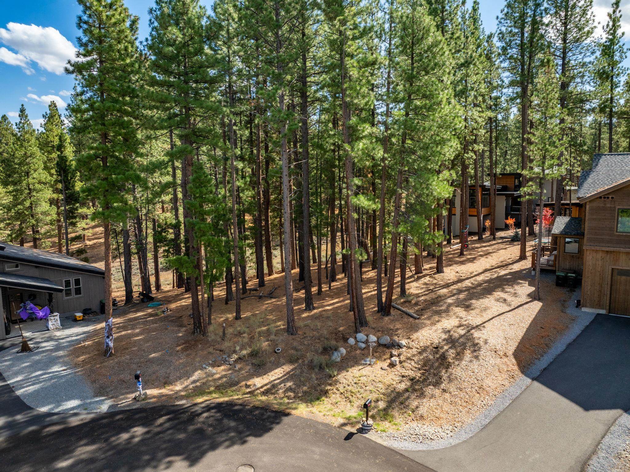 10703 Winchester Court Truckee, CA 96161 - Photo 24 of 27