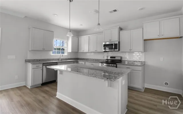 $2,600 | 158 Guana Lane, Bloomingdale, GA 31302