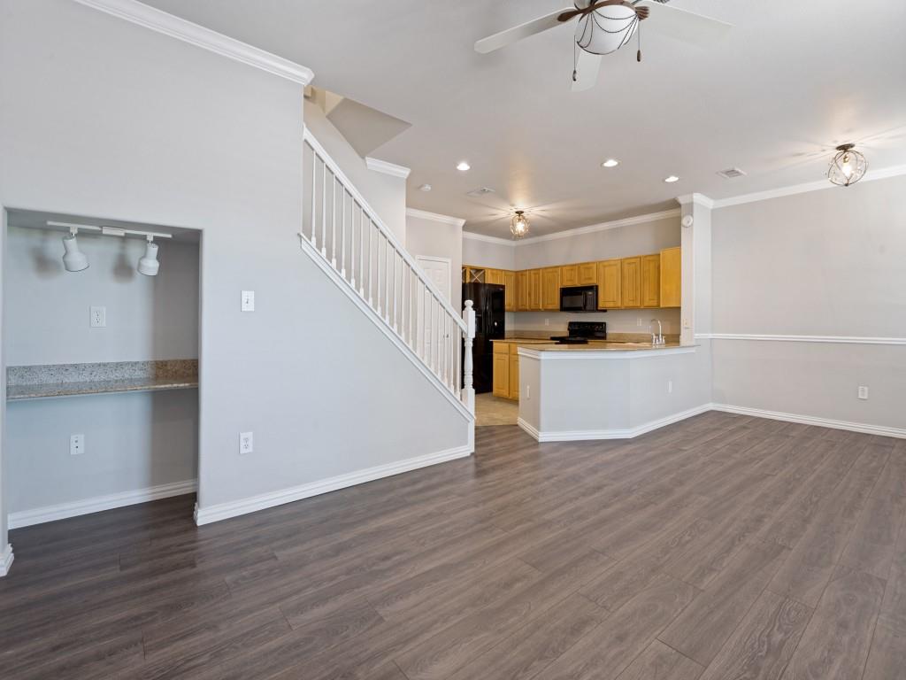 2800 Keller Springs Road, Unit 7B Carrollton, TX 75006 - Photo 9 of 25