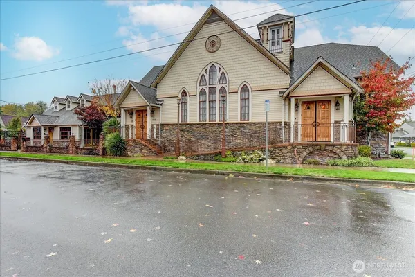 $1,950,000 | 1313 Washington Street, Sumner, WA 98390