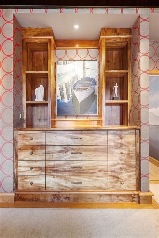 436 Lewis Wharf, Unit 436 Boston, MA 02110 - Photo 26 of 40 a view of front door