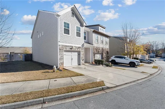 $2,100 | 2212 Triple Crown Lane, Lithonia, GA 30058