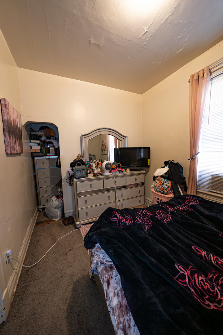 1825 South Troy Street Chicago, IL 60623 - Photo 12 of 27