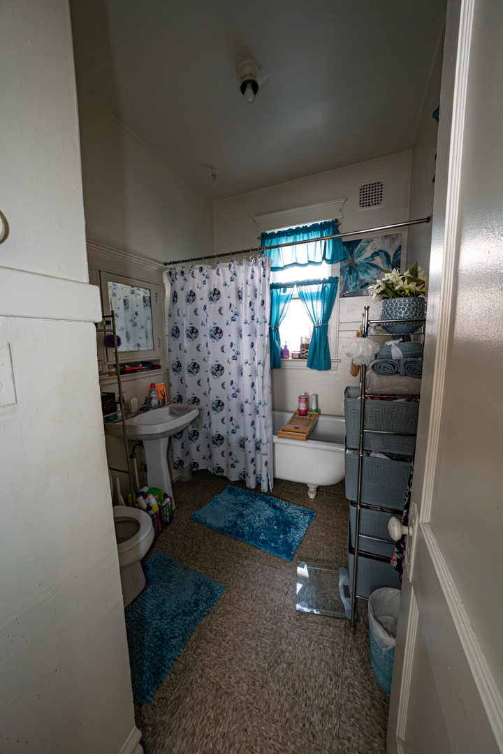 1825 South Troy Street Chicago, IL 60623 - Photo 14 of 27