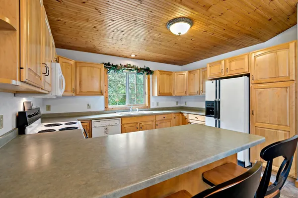 $439,900 | 31085 4 Seasons Place, Pequot Lakes, MN 56472