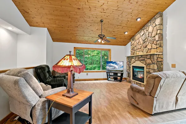 $439,900 | 31085 4 Seasons Place, Pequot Lakes, MN 56472