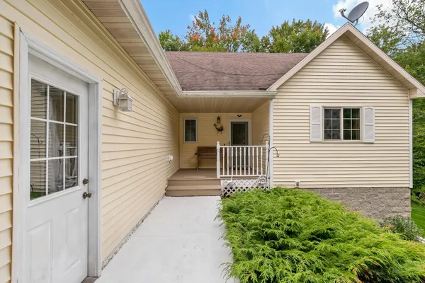 $439,900 | 31085 4 Seasons Place, Pequot Lakes, MN 56472