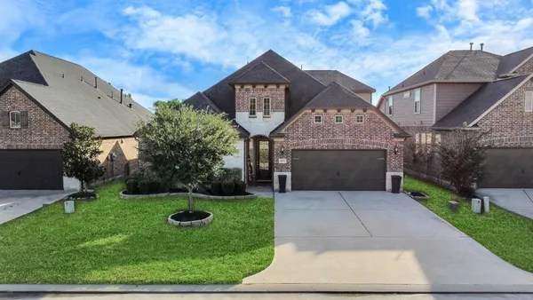 $3,400 | 18631 Fairmont Springs Court, Cypress, TX 77429