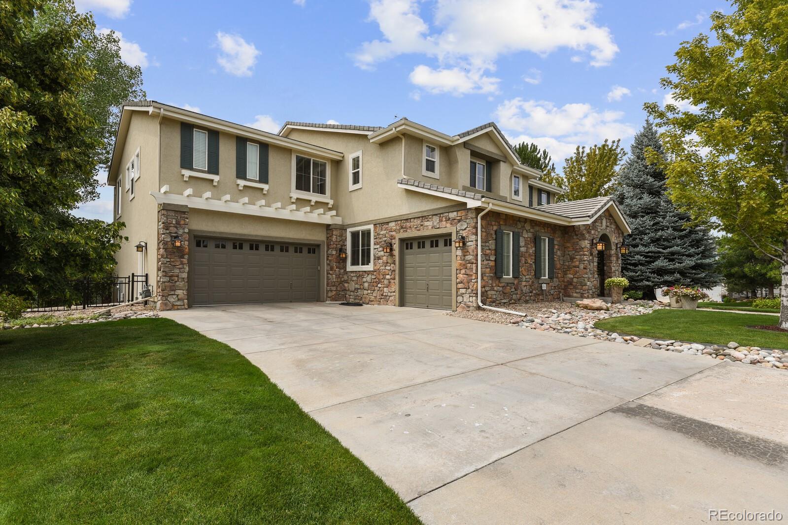 8921 Stonecrest Way Highlands Ranch, CO 80129 - Photo 2 of 27 Gallery Image 2