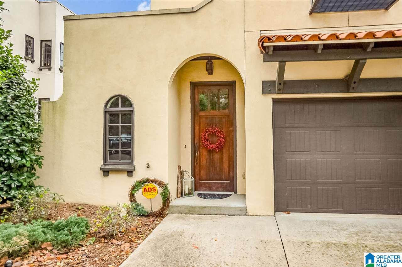 2077 Lancaster Road, Unit 2077 Birmingham, AL 35209 - Photo 2 of 32