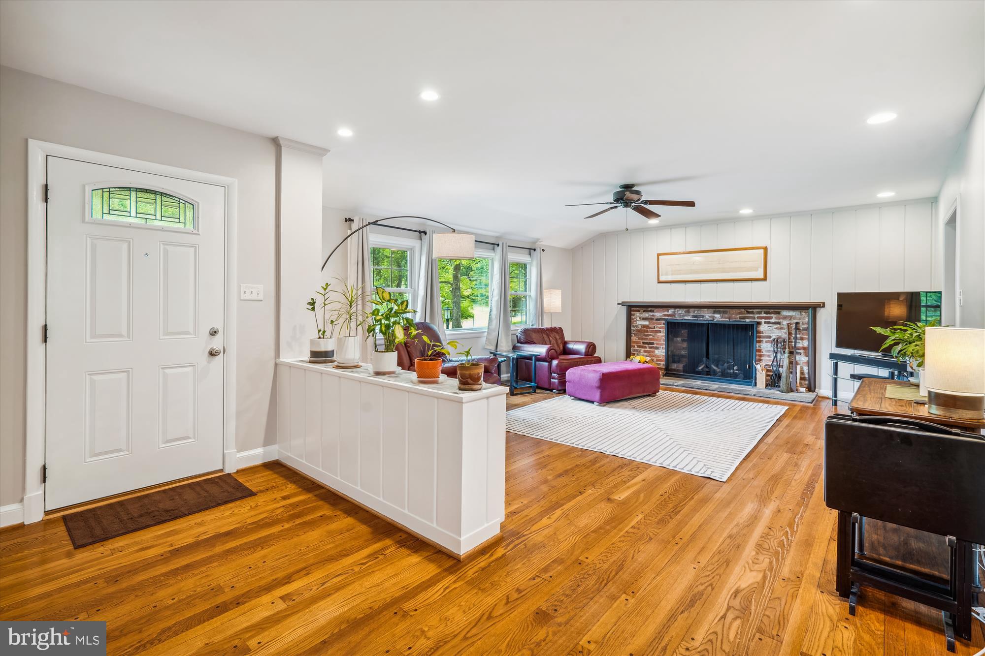 501 Apple Grove Road Silver Spring, MD 20904 - Photo 4 of 50 Welcome home