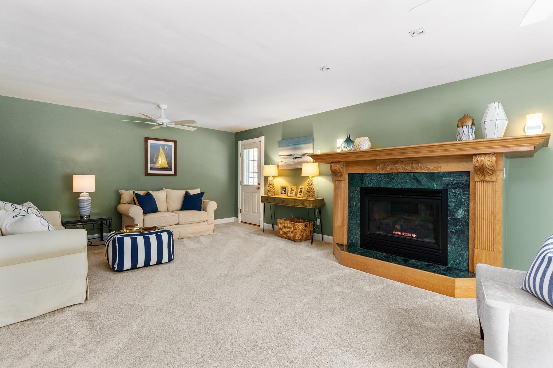 228 Long Hill Road Dover, NH 03820 - Photo 16 of 40