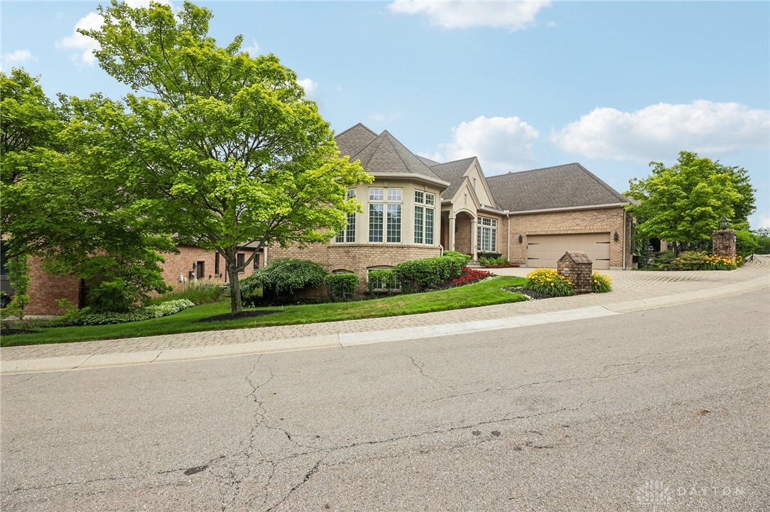 269 Rue Marseille Kettering, OH 45429 - Photo 2 of 39