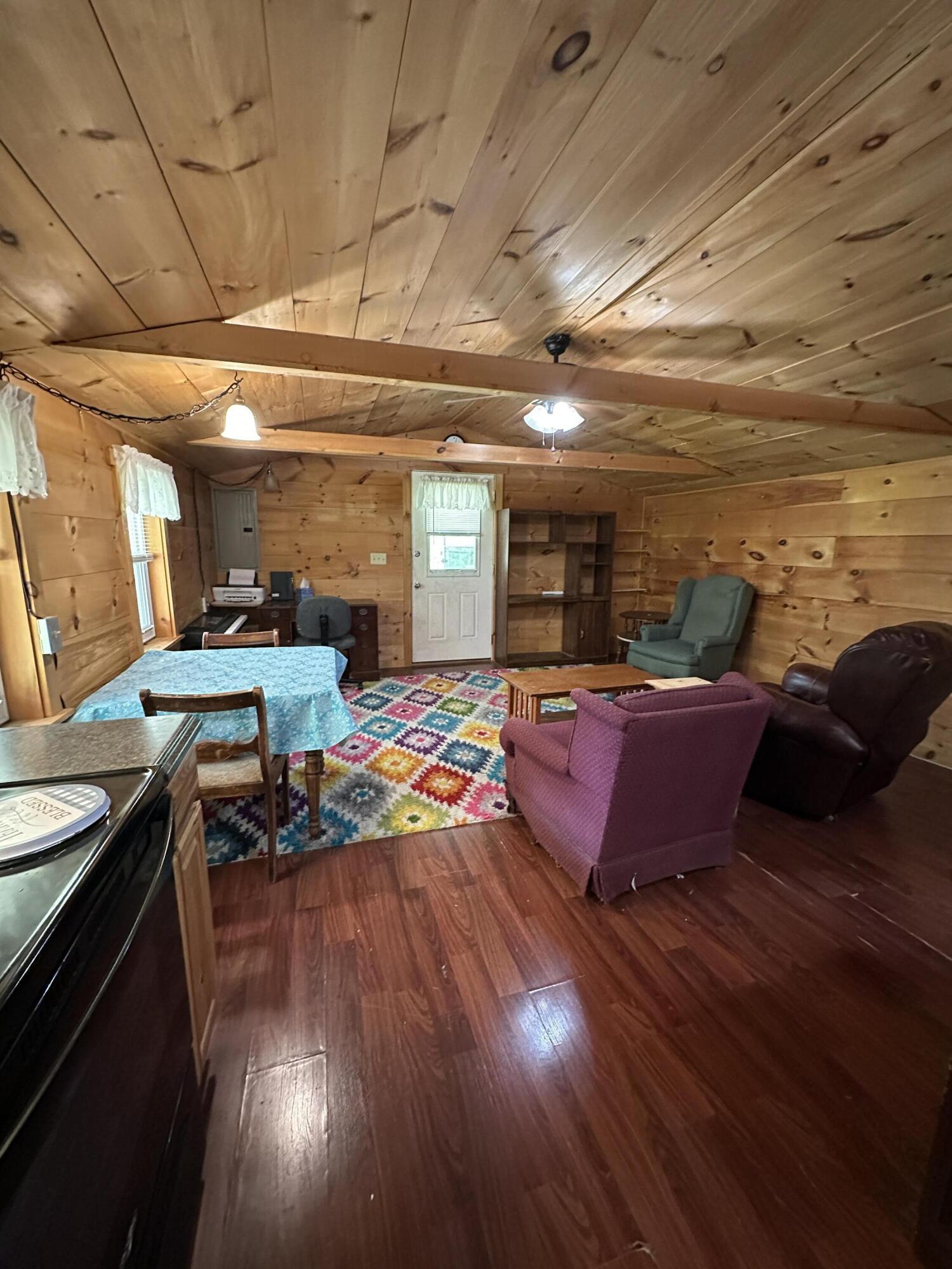 325 Seals Road Annville, KY 40402 - Photo 55 of 69 IMG_8627