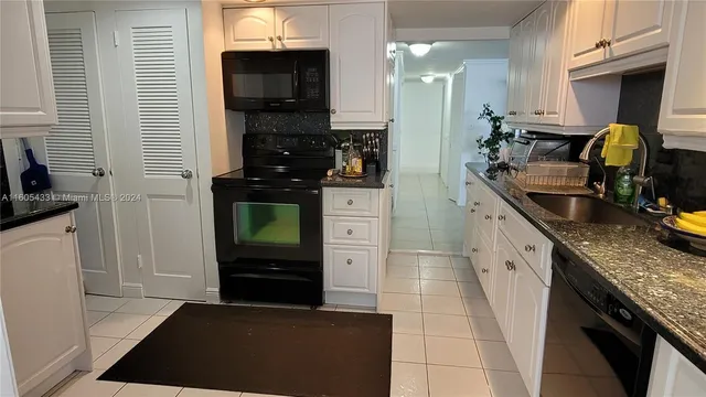 $4,450 | Galt Mile, Fort Lauderdale, FL 33308