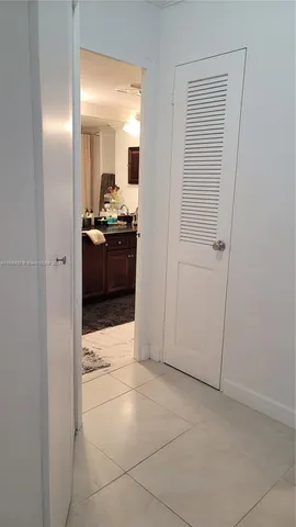 $4,450 | Galt Mile, Fort Lauderdale, FL 33308