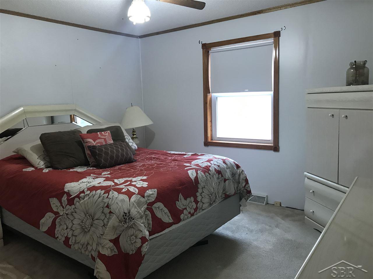 12217 Roosevelt Road Saginaw, MI 48609 - Photo 30 of 35 31361479-30.JPG