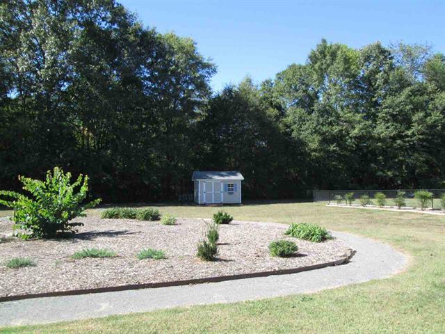 192 Riverside Drive Benton, TN 37307 - Photo 22 of 23 20165995-21