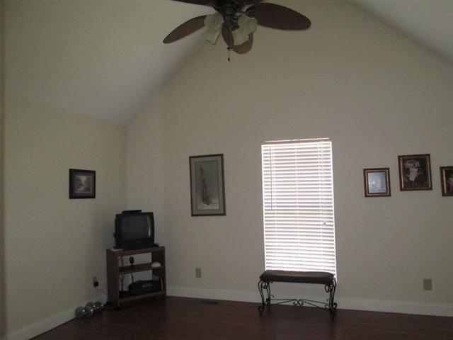 192 Riverside Drive Benton, TN 37307 - Photo 8 of 23 20165995-7