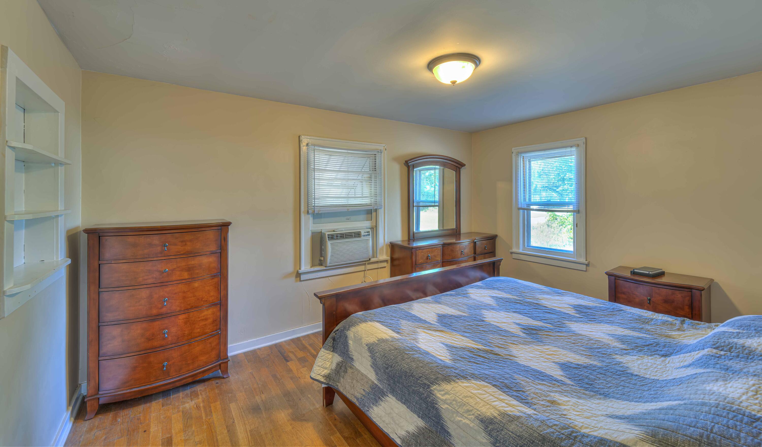 125 Ridgeway Street Jackson, MI 49201 - Photo 12 of 22 125 Ridgeway St 18