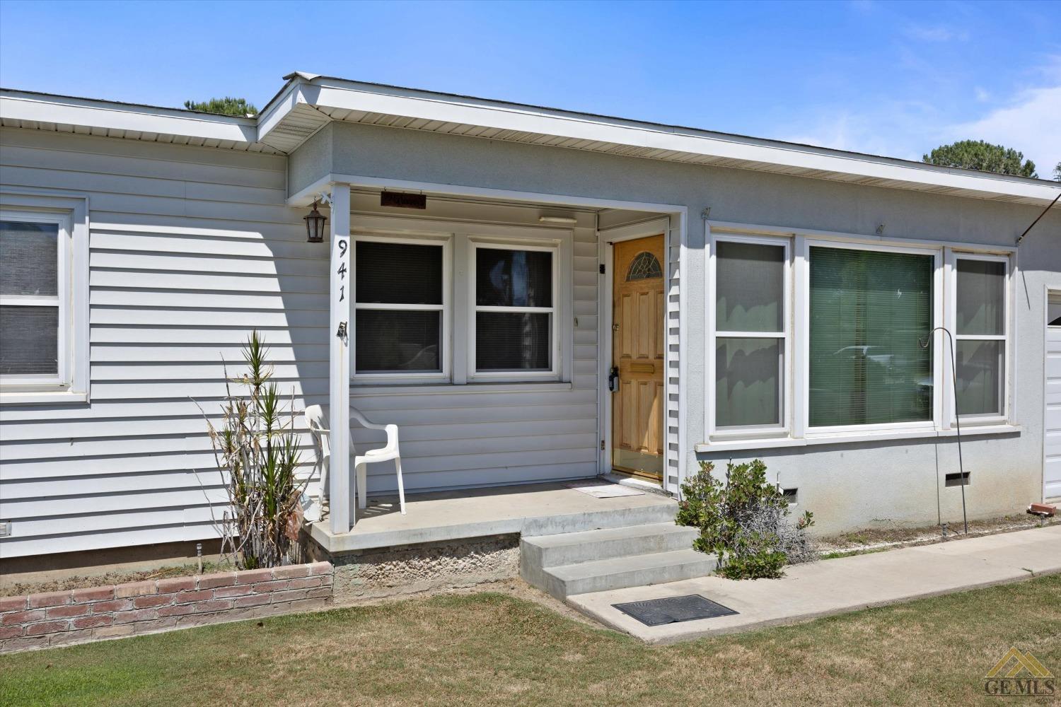 Undisclosed Address Wasco, CA 93280 - Photo 4 of 21 front view of a house