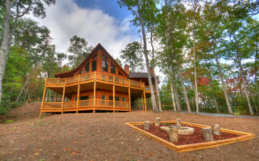 203 Weaver Crk Ridge Blue Ridge, GA 30513 - Photo 1 of 1 Main View