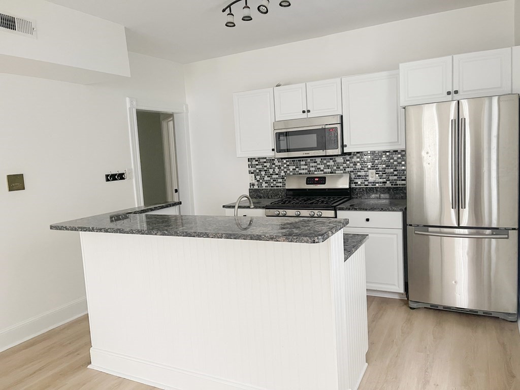 470 East 7th Street, Unit 4 Boston, MA 02127 - Photo 1 of 16