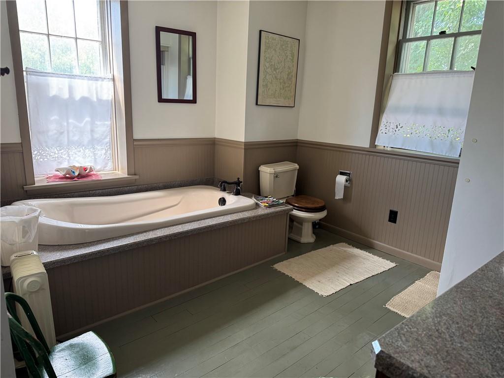 828 Brownhome Road New Castle, PA 16101 - Photo 24 of 47 Full bath on the second floor with soaking tub and free standing shower