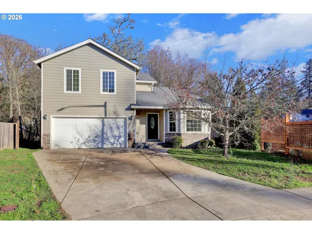 $440,000 | 88081 9th Street, Veneta, OR 97487