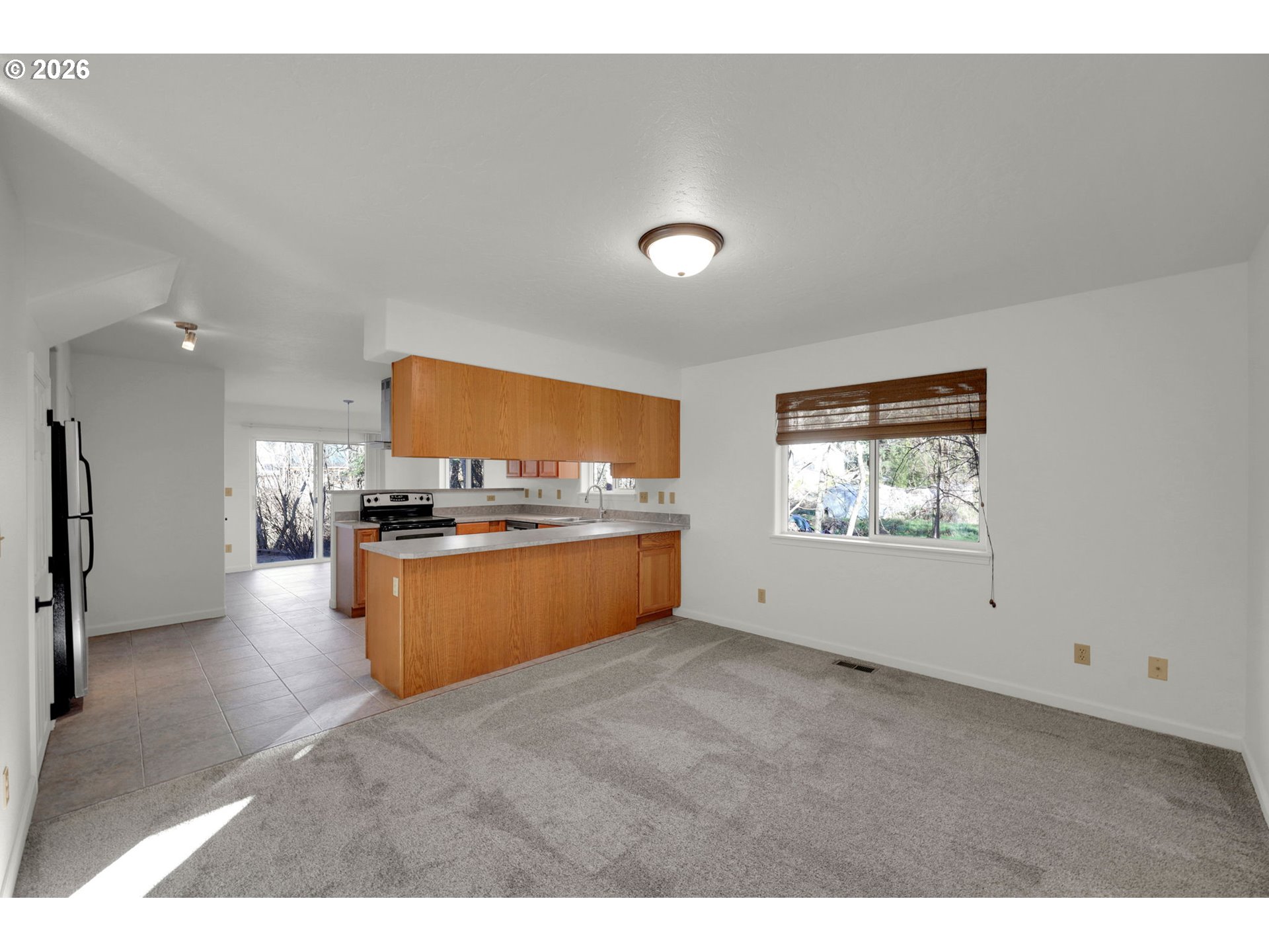 88081 9th Street Veneta, OR 97487 - Photo 8 of 44