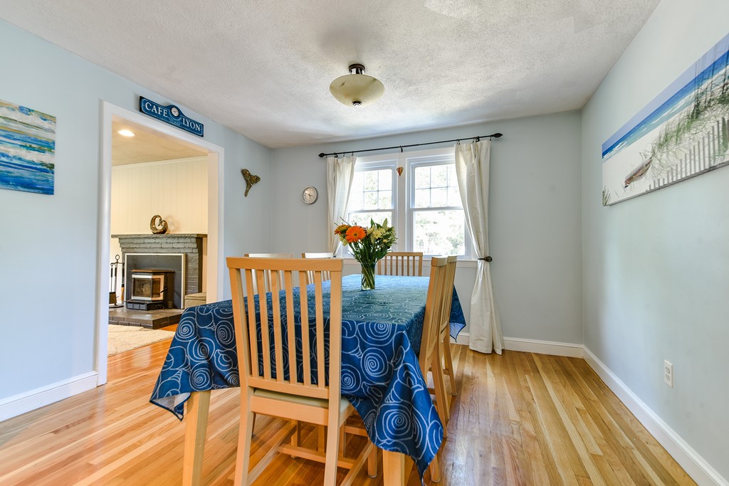 20 Eaton Road Framingham, MA 01701 - Photo 5 of 30