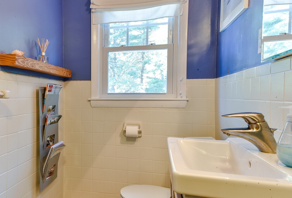 20 Eaton Road Framingham, MA 01701 - Photo 10 of 30