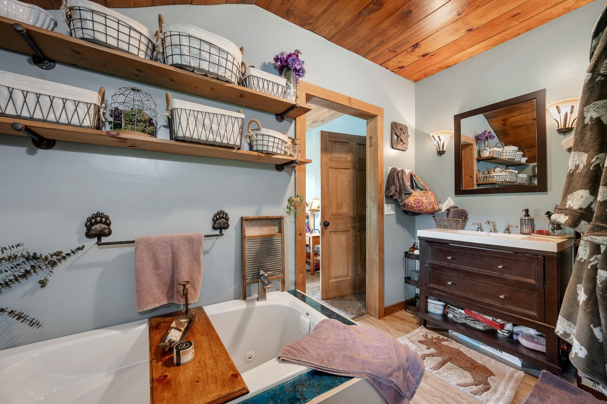 251 Doe Road Warren, VT 05674 - Photo 29 of 52
