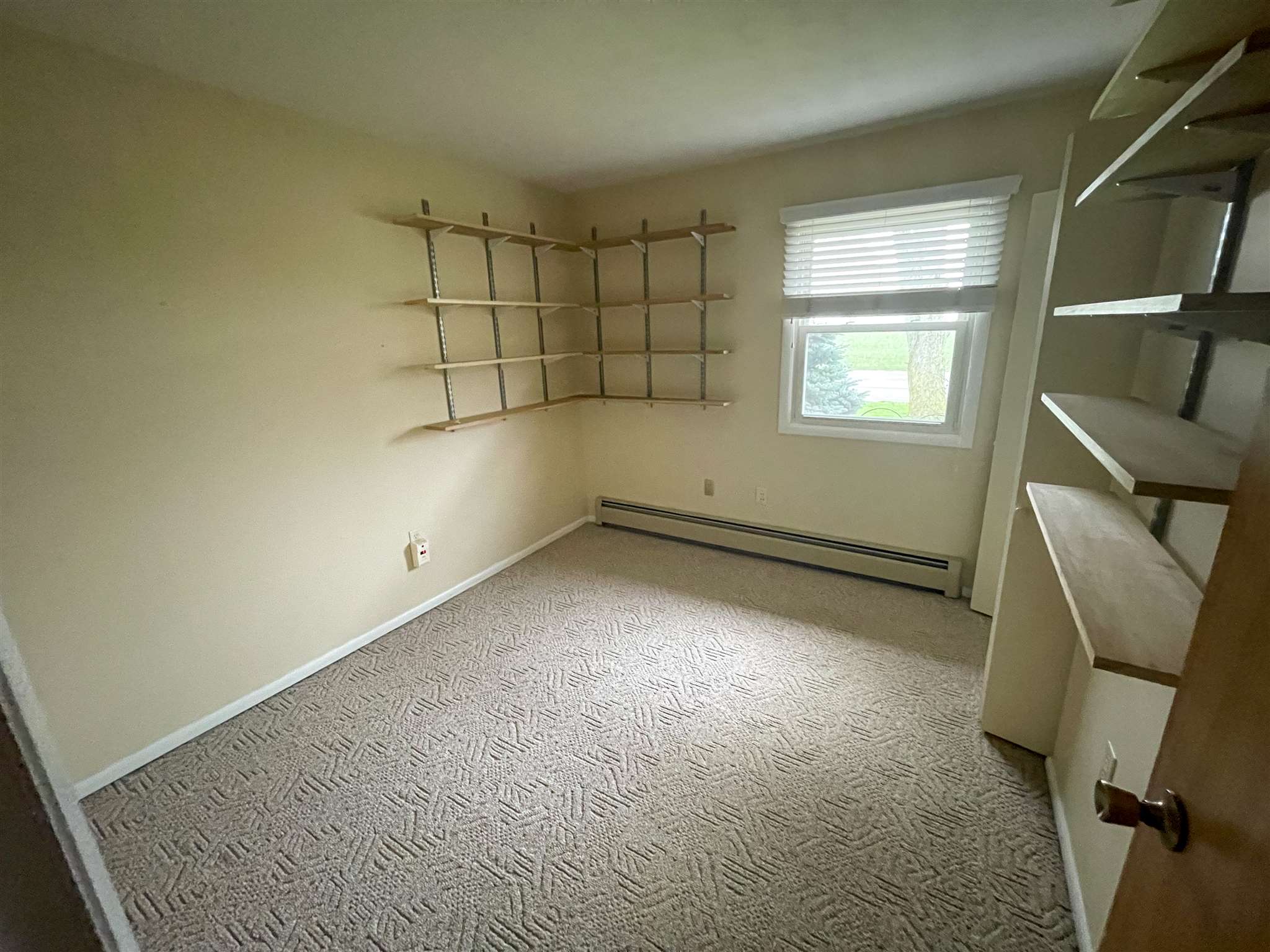 1820 Golf Heights Road Warsaw, IN 46580 - Photo 11 of 17 Gallery Image 11