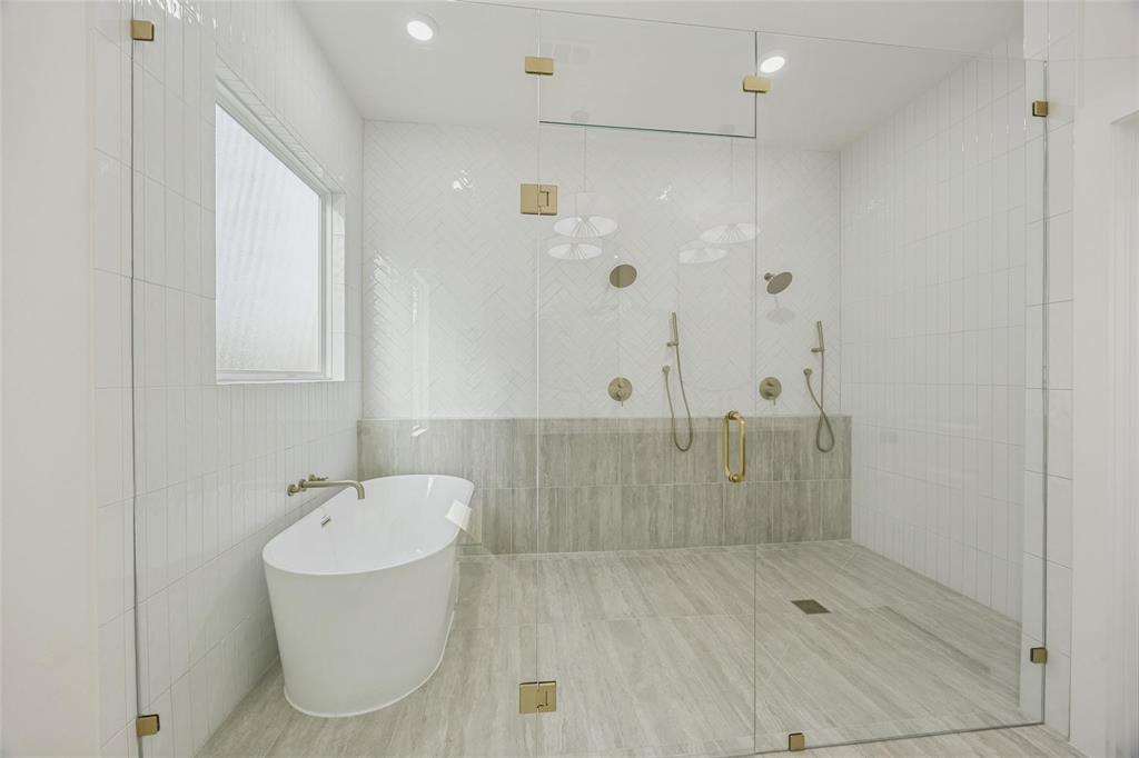 2410 Fuqua Road Rowlett, TX 75088 - Photo 12 of 19 Gallery Image 12