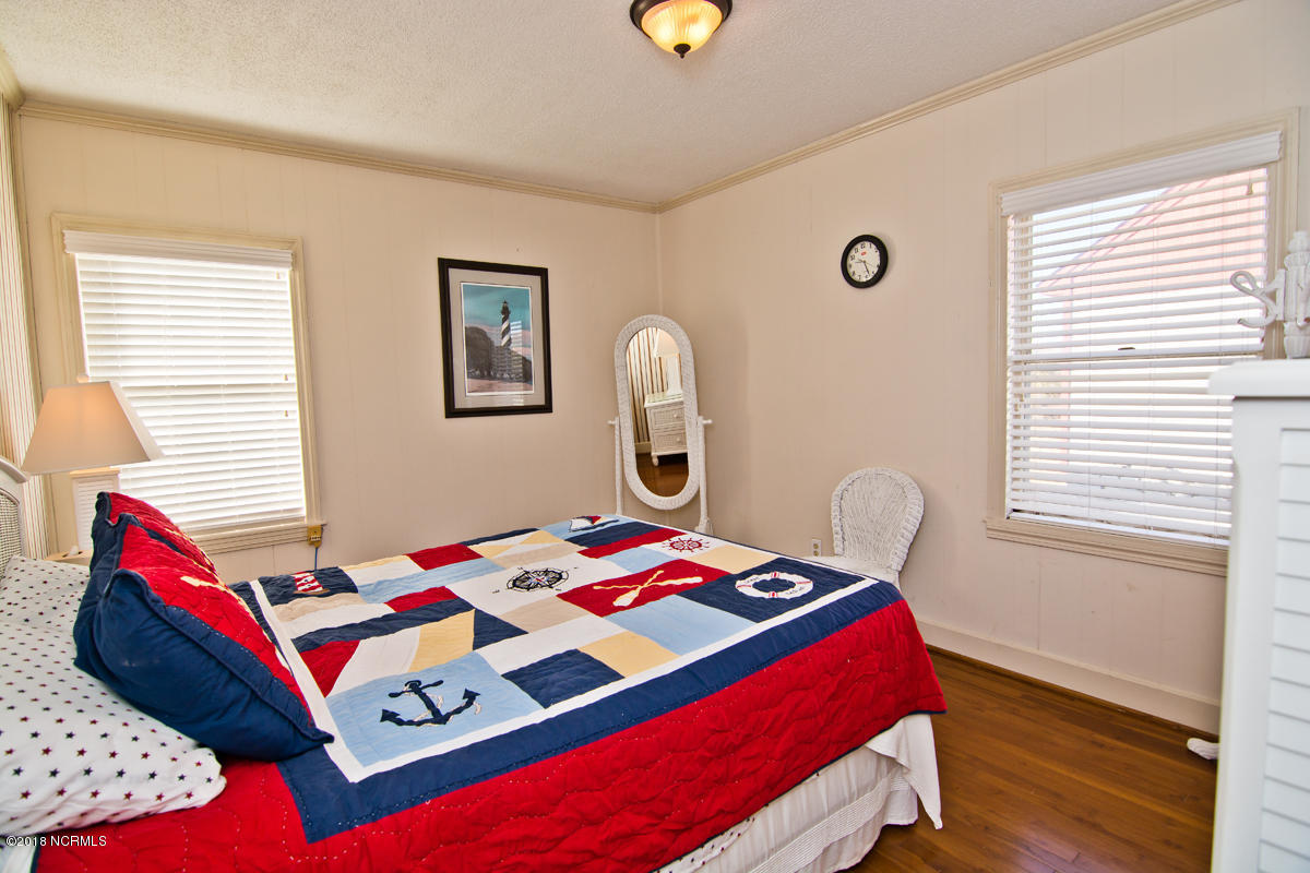 203 Hoffman Beach Road Atlantic Beach, NC 28512 - Photo 27 of 50 Bedroom One - Lower Level