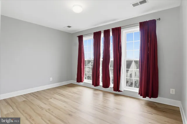 $3,400 | 42906 Bittner Square, Ashburn, VA 20148