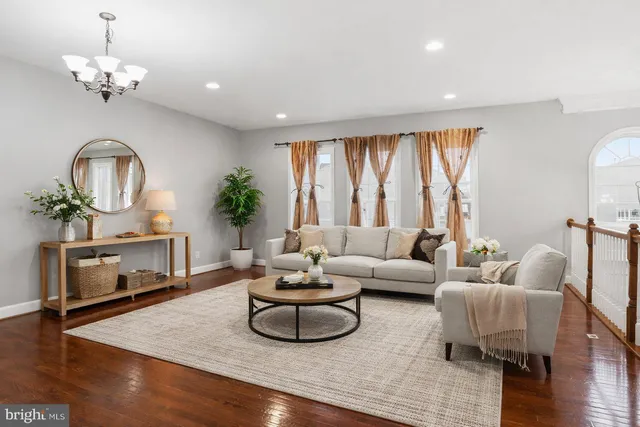 $3,400 | 42906 Bittner Square, Ashburn, VA 20148