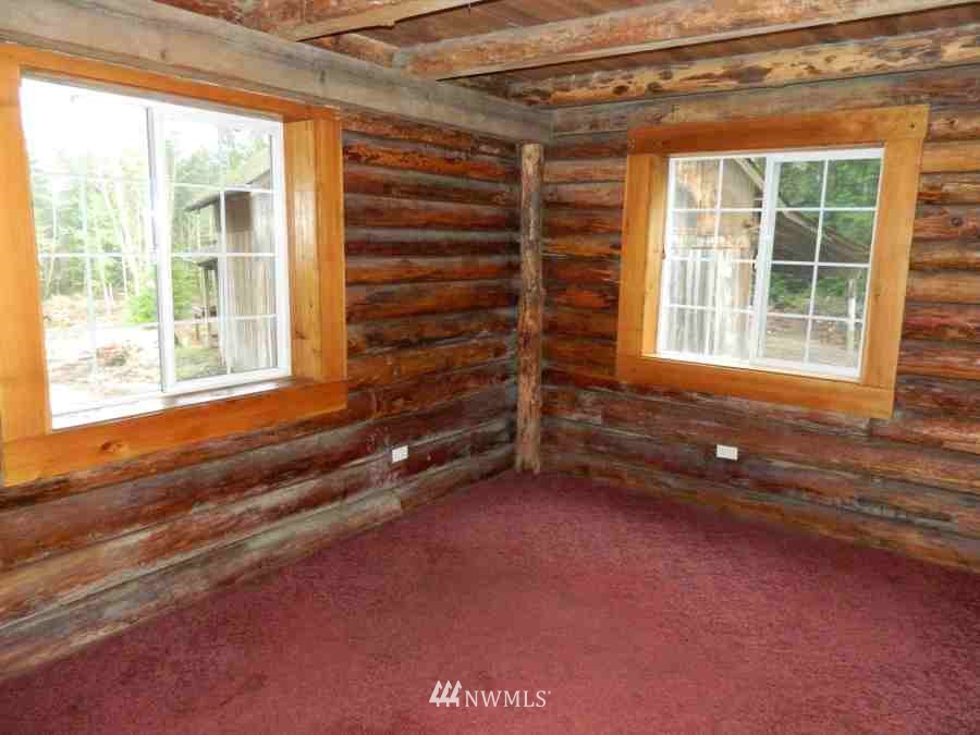 7979 Southeast Willock Road Olalla, WA 98359 - Photo 12 of 25 Gallery Image 12