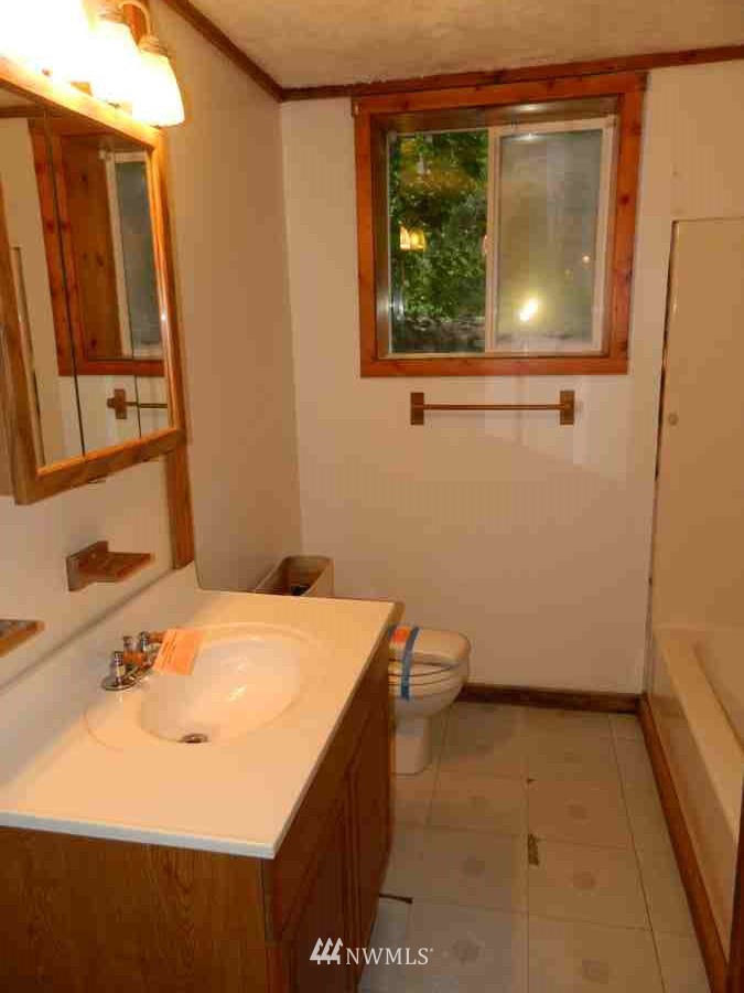 7979 Southeast Willock Road Olalla, WA 98359 - Photo 17 of 25 Gallery Image 17