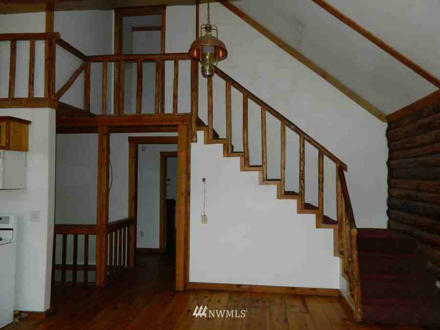 7979 Southeast Willock Road Olalla, WA 98359 - Photo 8 of 25 Gallery Image 8