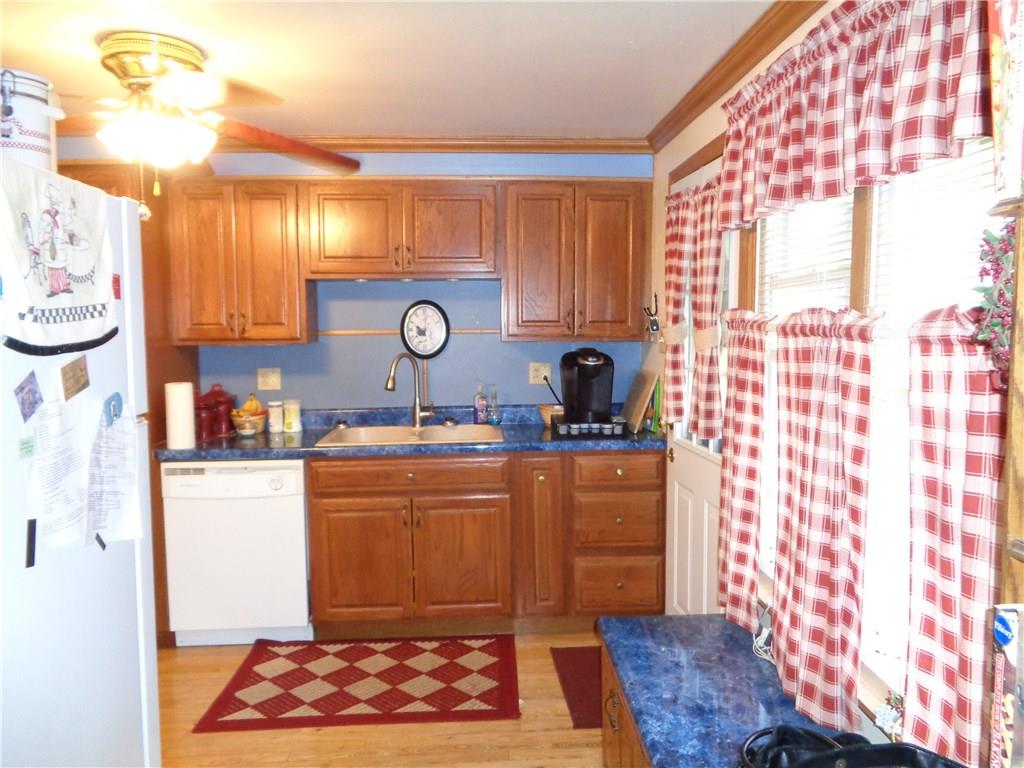 344 Washington Street Indiana, PA 15701 - Photo 3 of 12 Kitchen