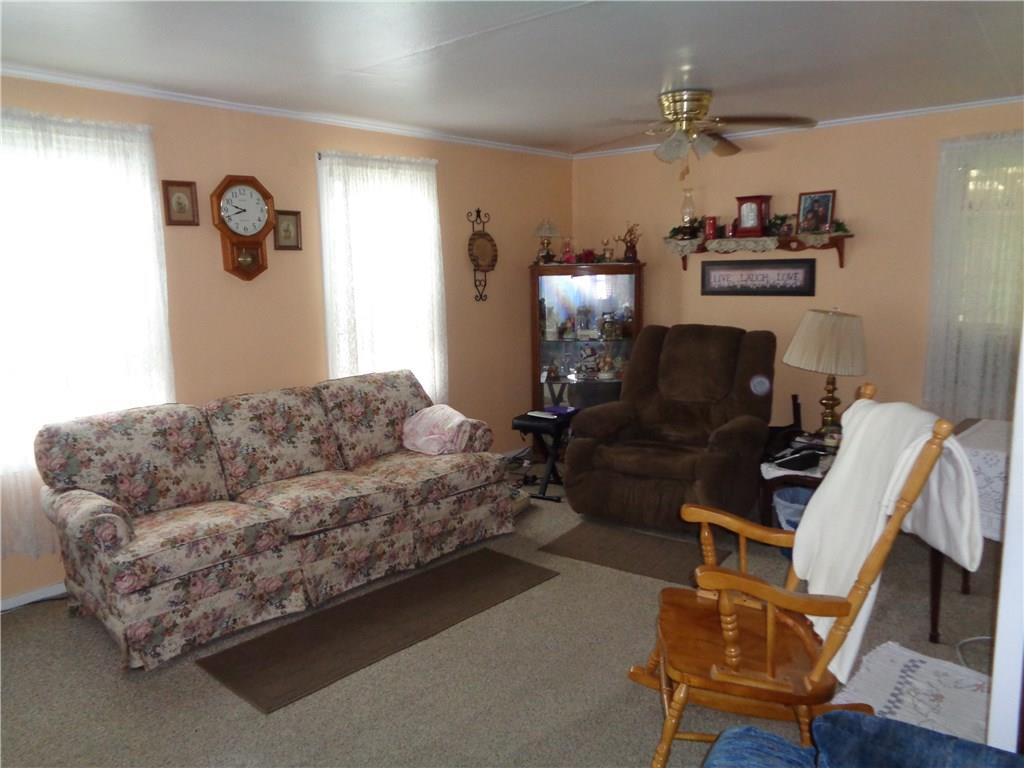 344 Washington Street Indiana, PA 15701 - Photo 4 of 12 Living Room