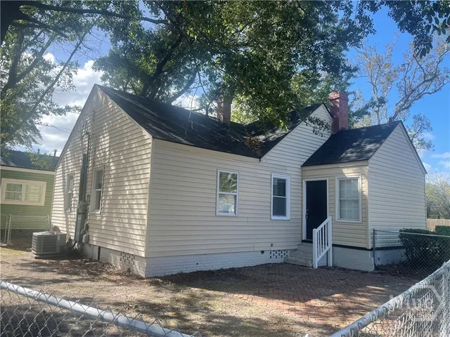 $258,500 | 202 Forrest Avenue, Savannah, GA 31404
