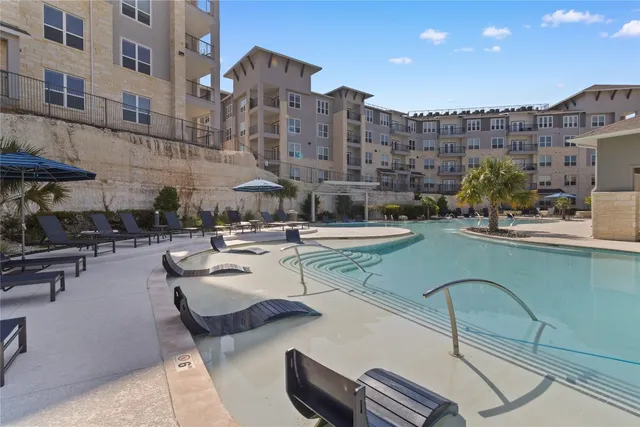 $2,945 | 18531 Kyle Seale Parkway, Unit 25, San Antonio, TX 78255
