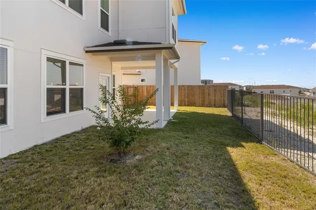 $2,945 | 18531 Kyle Seale Parkway, Unit 25, San Antonio, TX 78255